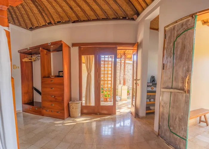 Hotel Sari Bumi Menjangan